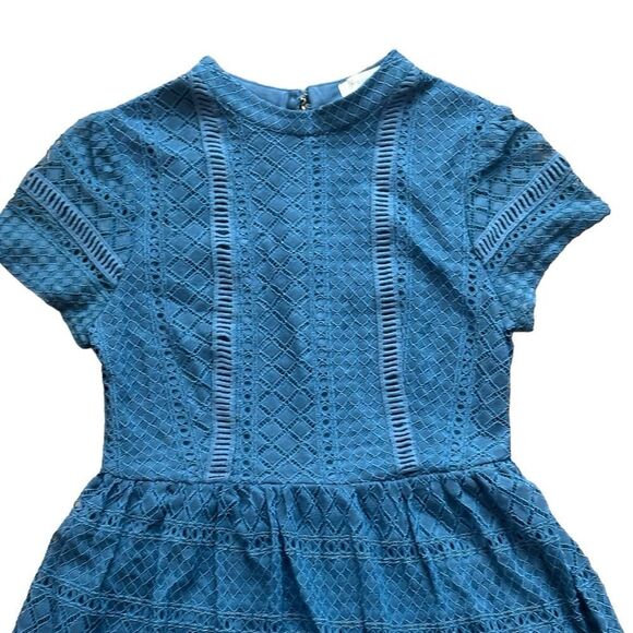 Francesca’s Teal Lace Dress SMALL - Picture 4 of 15